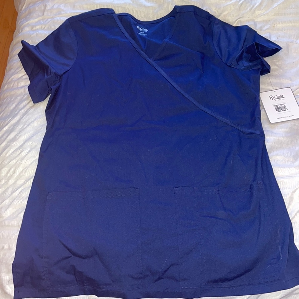 Navy blue scrub top !